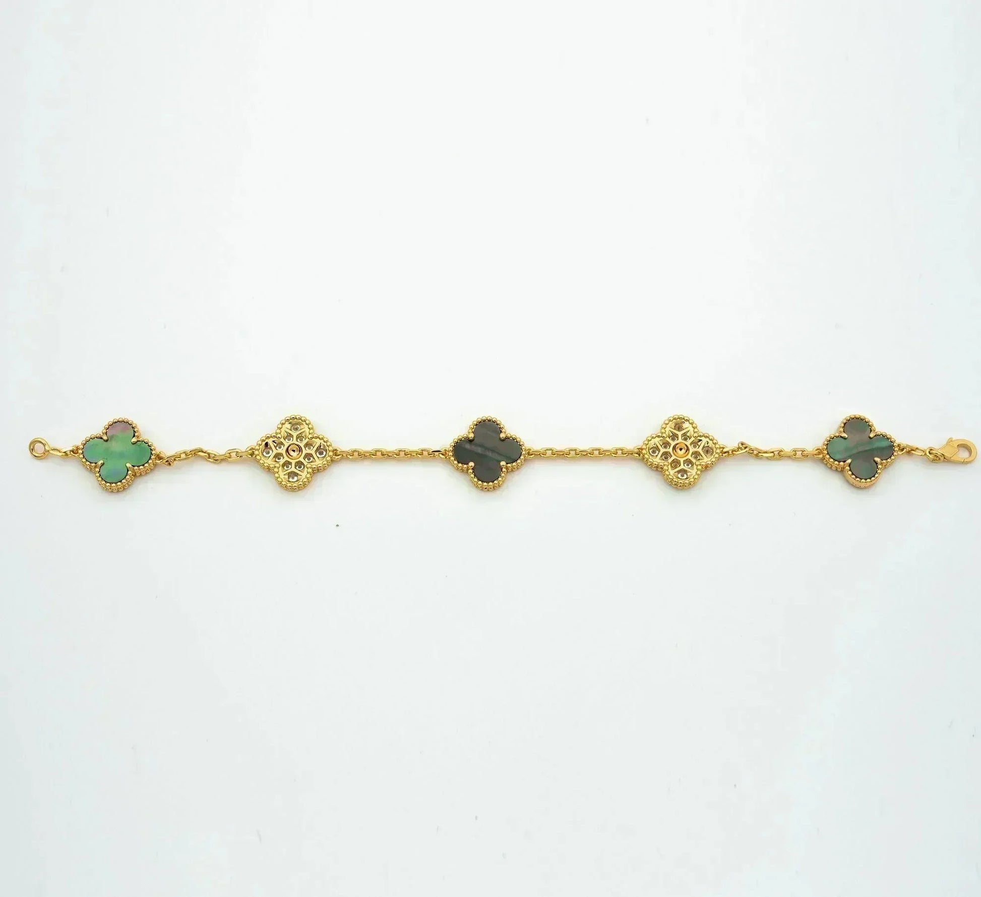 [Camiery] CLOVER 5 MOTIF GRAY MOP BRACELET COLLECTION