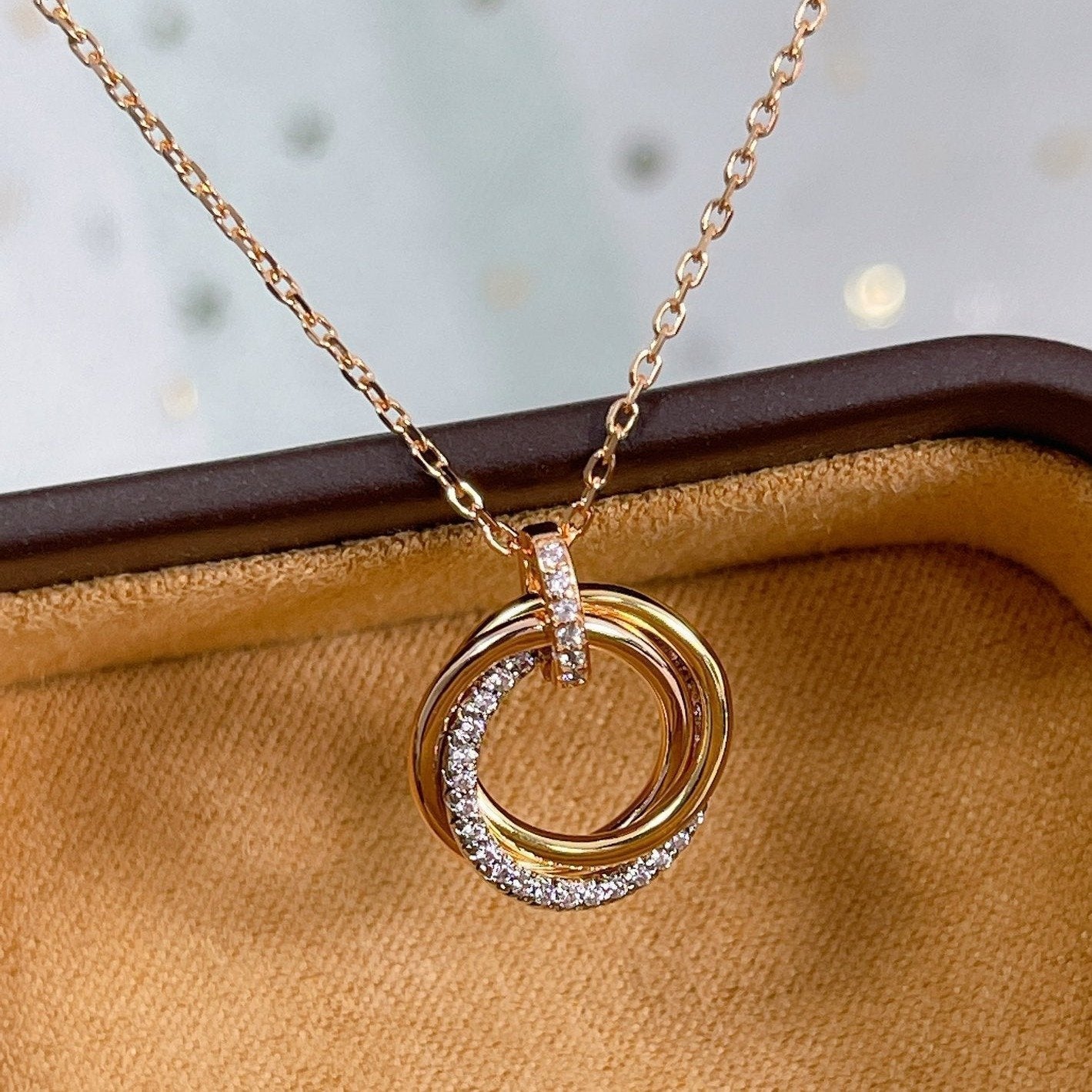 [CLOVER JEWELRY]TRINITY NECKLACE SILVER GOLD PINK GOLD DIAMONDS