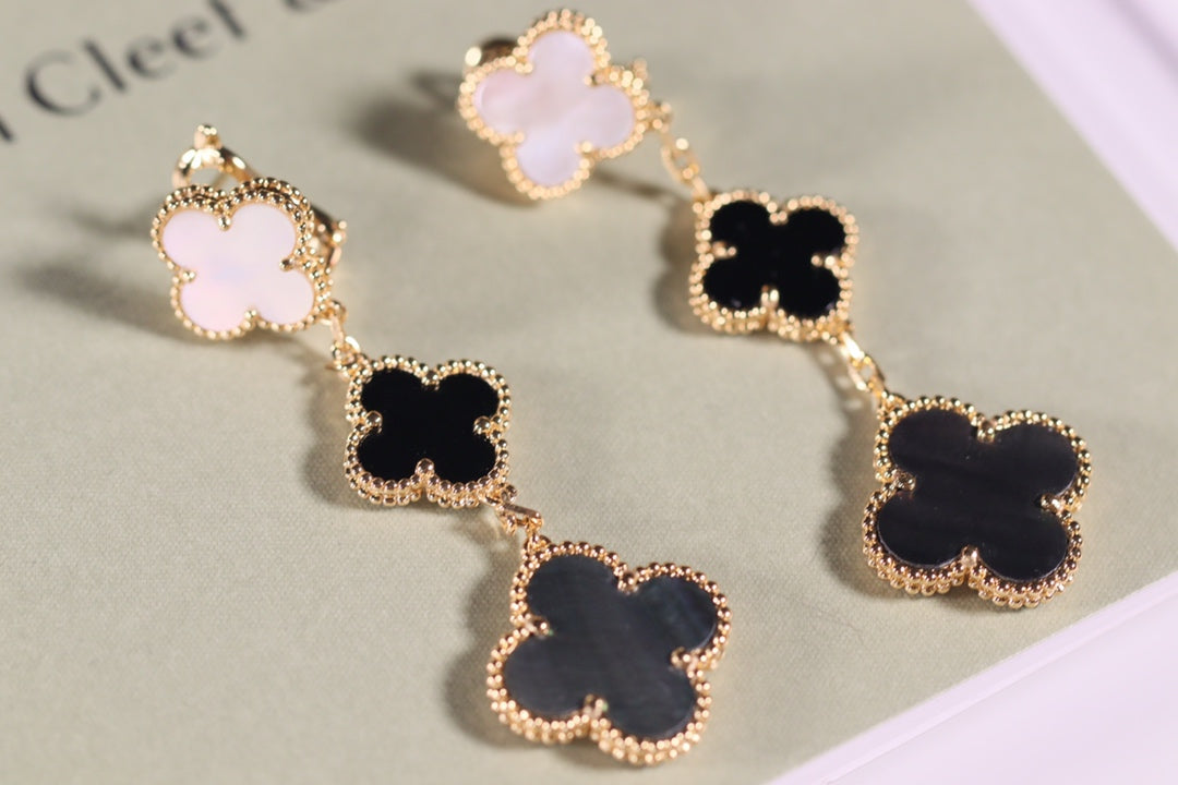 [Camiery]CLOVER EARRINGS GOLD ONYX MOP 3 MOTIF