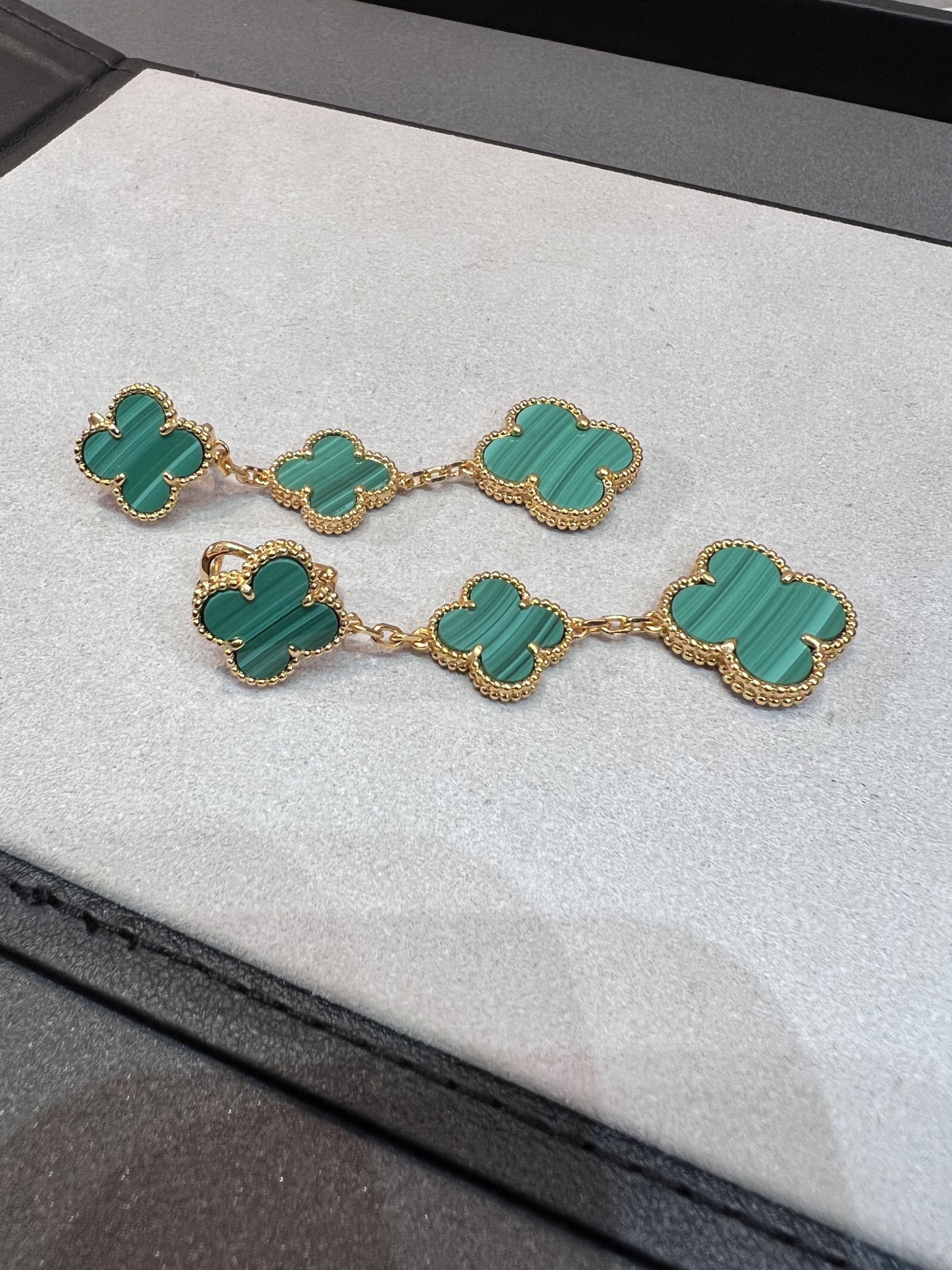 [Camiery]CLOVER MALACHITE 3 MOTIFS GOLD
