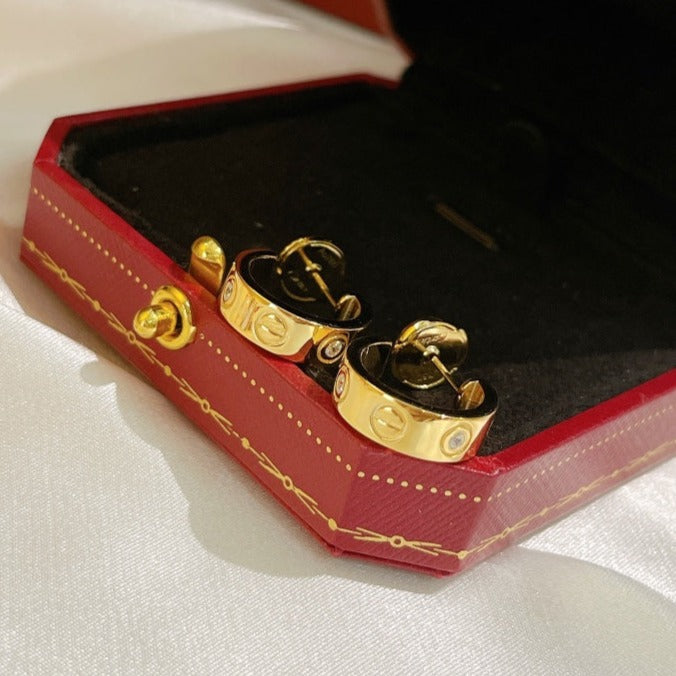 [CLOVER JEWELRY]LOVE EARRINGS 5.7MM 2 DIAMONDS