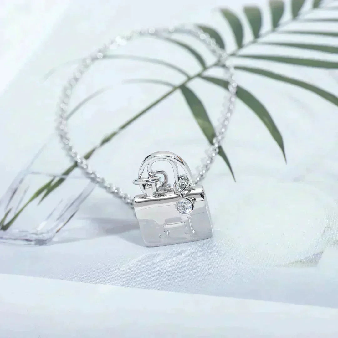 [Camiery]AMULETTE PEDANT SILVER NECKLACE