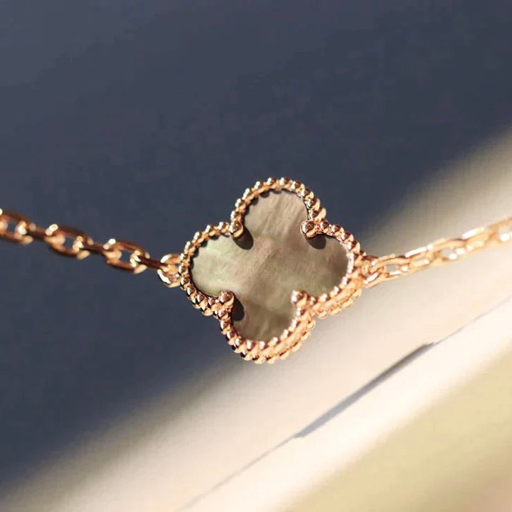 [Camiery]CLOVER 20 MOTIFS LASER DIAMOND NECKLACE