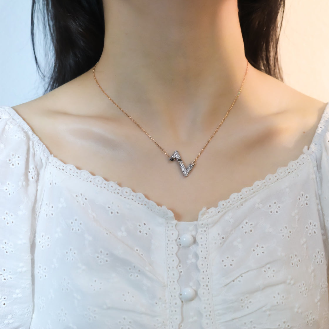 [CLOVER JEWELRY]VOLT SILVER DIAMOND PEDANT NECKLACE