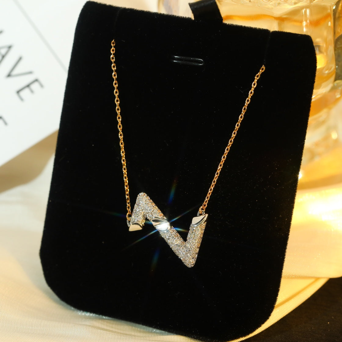 [CLOVER JEWELRY]VOLT SILVER DIAMOND PEDANT NECKLACE