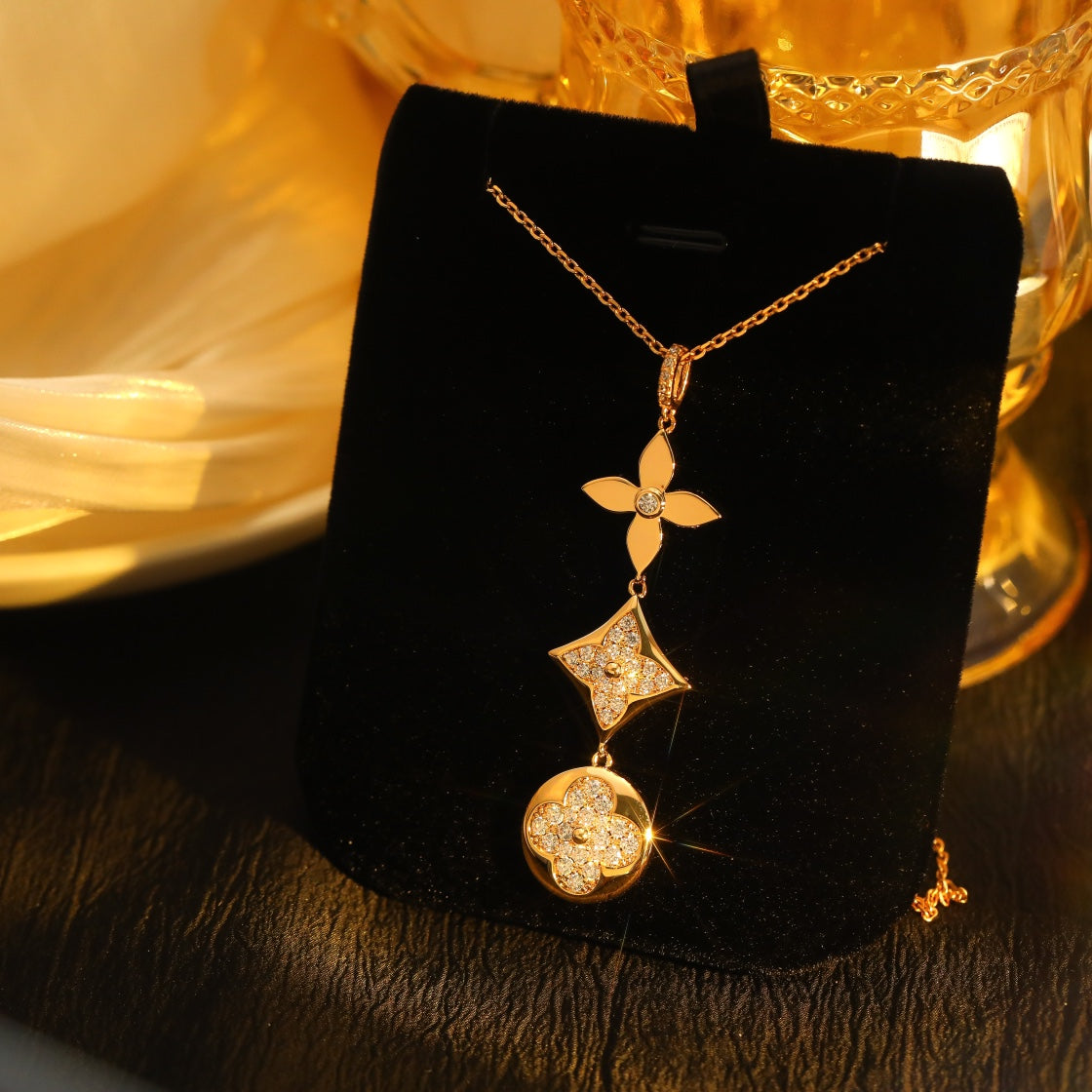 [CLOVER JEWELRY]STAR AND SUN DIAMOND PINK GOLD NECKLACE