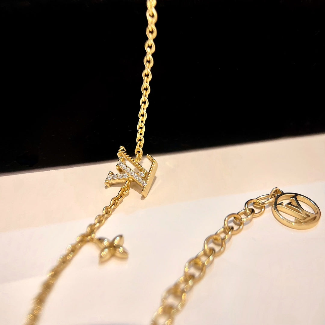 [CLOVER JEWELRY]LOGO STAR MOTIF GOLD BRACELET