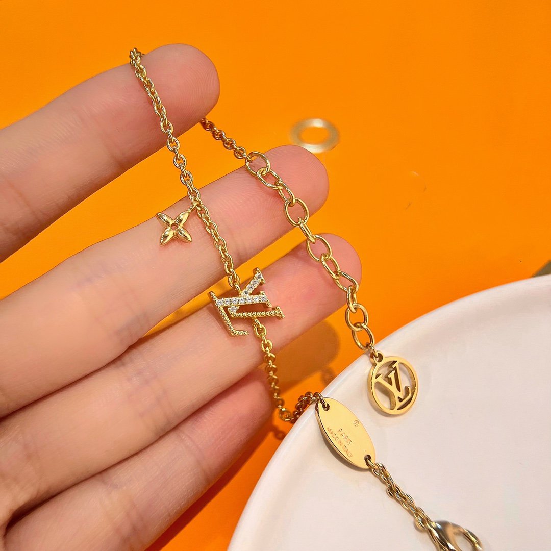 [CLOVER JEWELRY]LOGO STAR MOTIF GOLD BRACELET