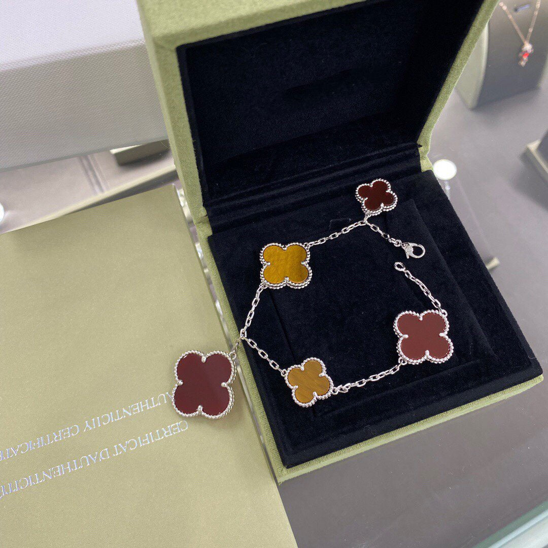 [Camiery]CLOVER 5 MOTIFS SIVLER CARNELIAN TIGER EYE BRACELET