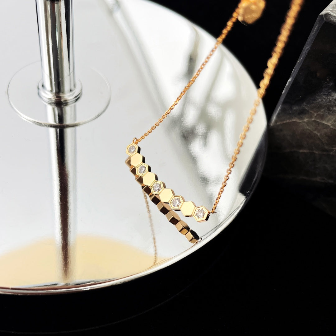 [CLOVER JEWELRY]BEE MY LOVE DIAMOND NECKLACE