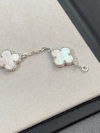 [CLOVER JEWELRY]CLOVER WHITE PEARL MOP 5 MOTIF BRACELET COLLECTION