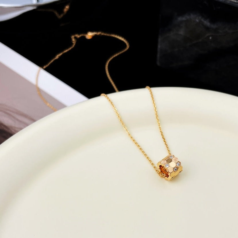 [CLOVER JEWELRY]BEE MINI PEDANT DIAMOND NECKLACE