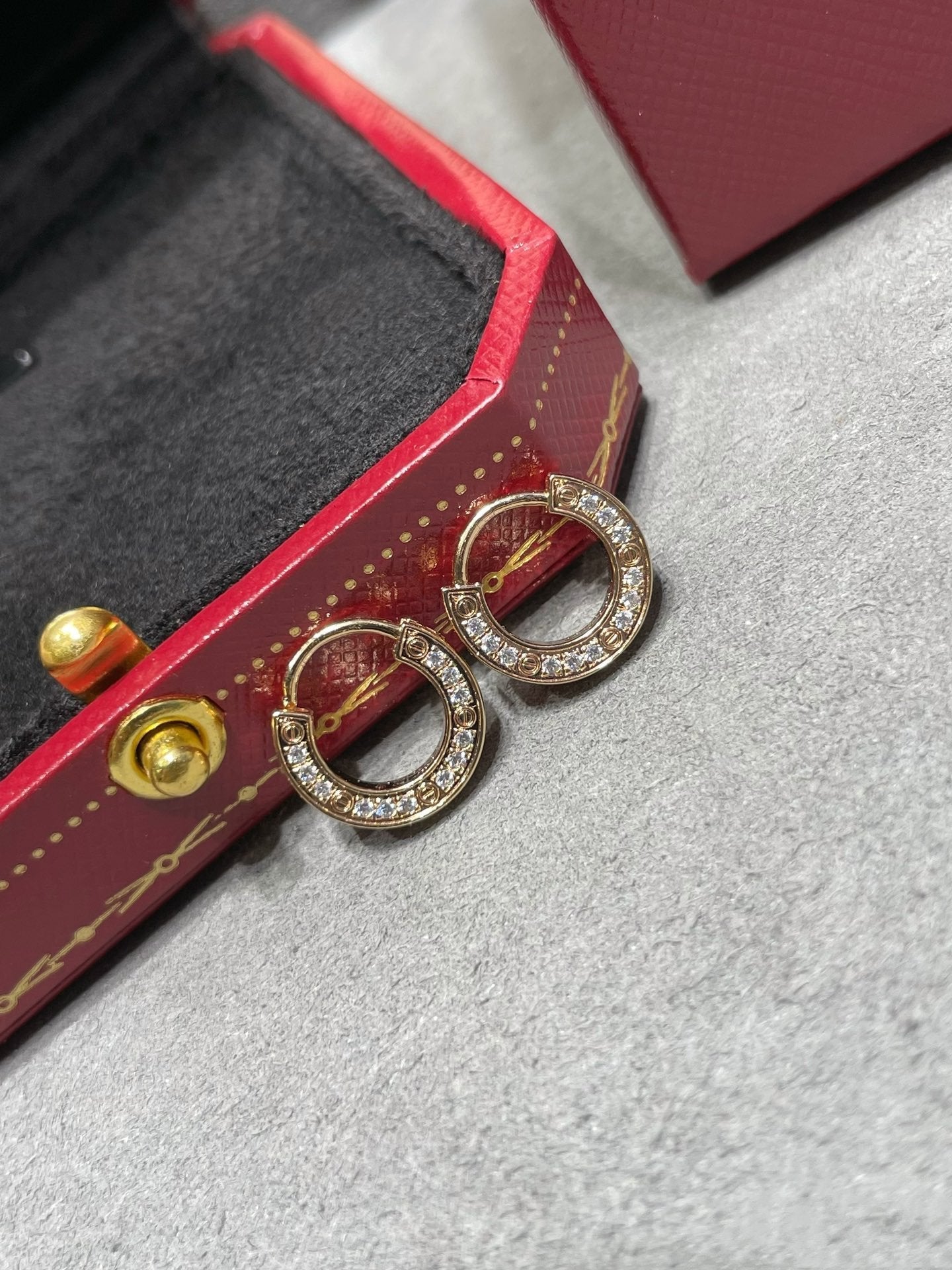 [CLOVER JEWELRY]LOVE DIAMOND EARRINGS