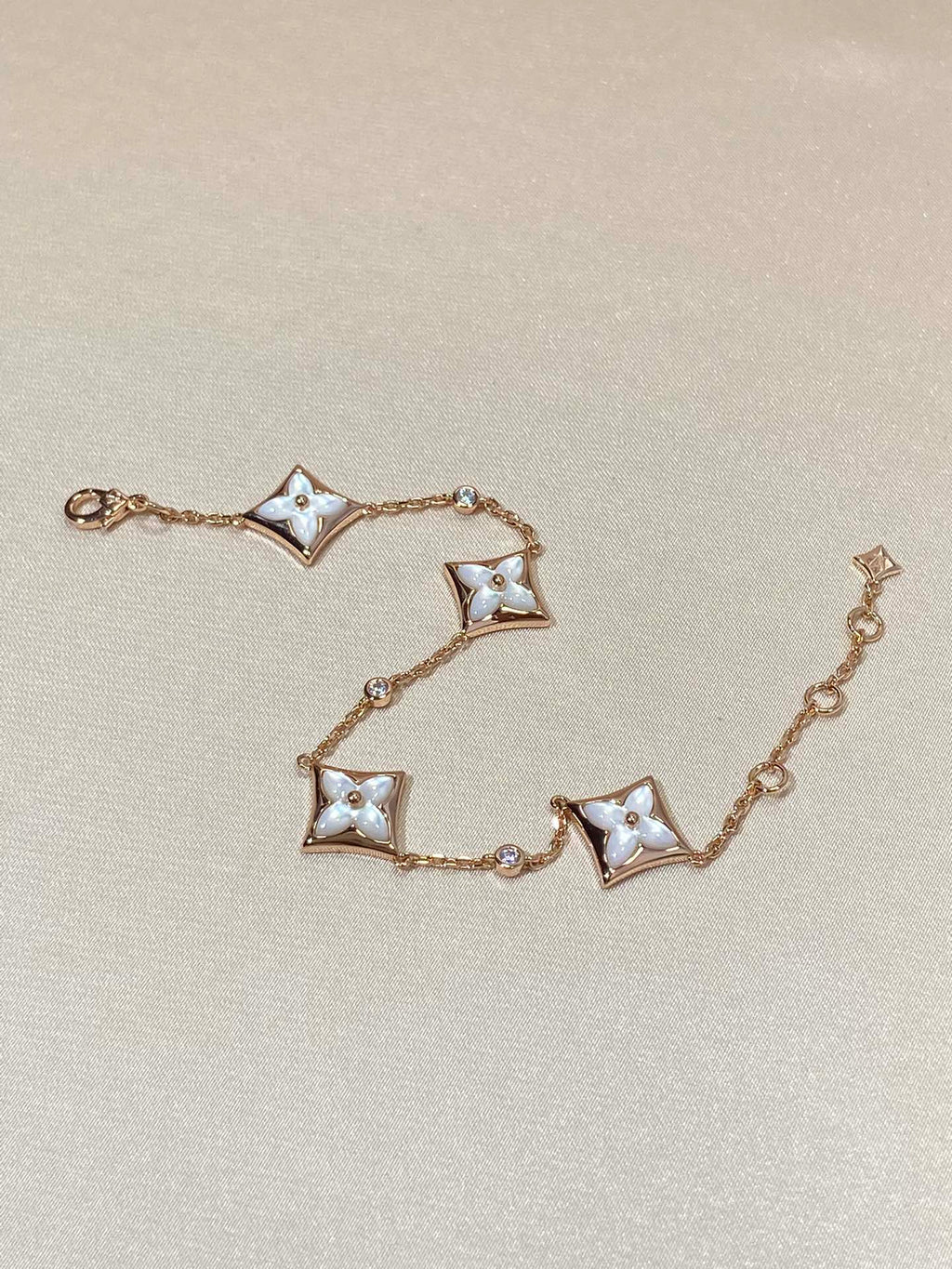 [CLOVER JEWELRY]STAR 4 MOTIF MOP DIAMOND PINK GOLD BRACELET