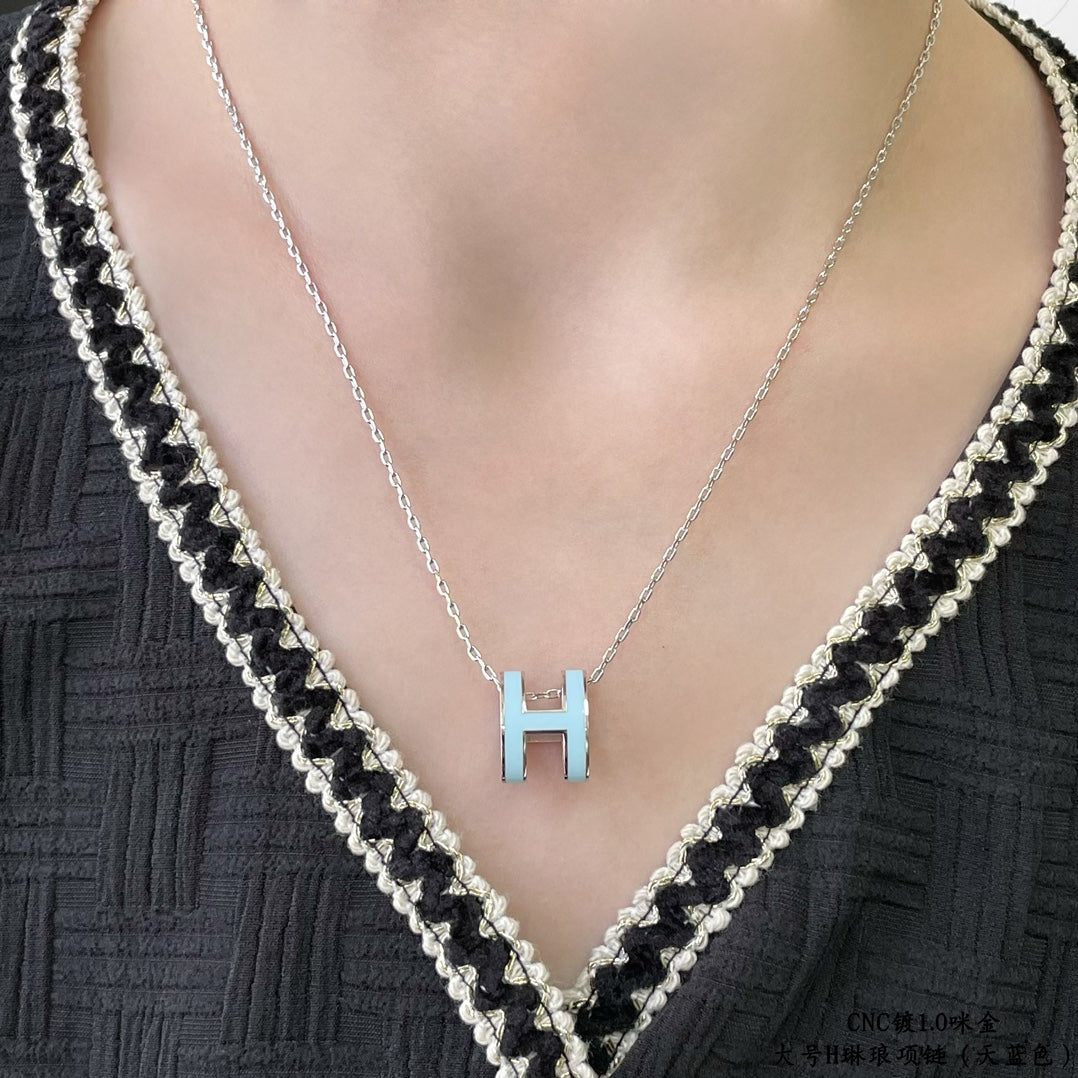 [CLOVER JEWELRY]POP H SKY BLUE NECKLACE