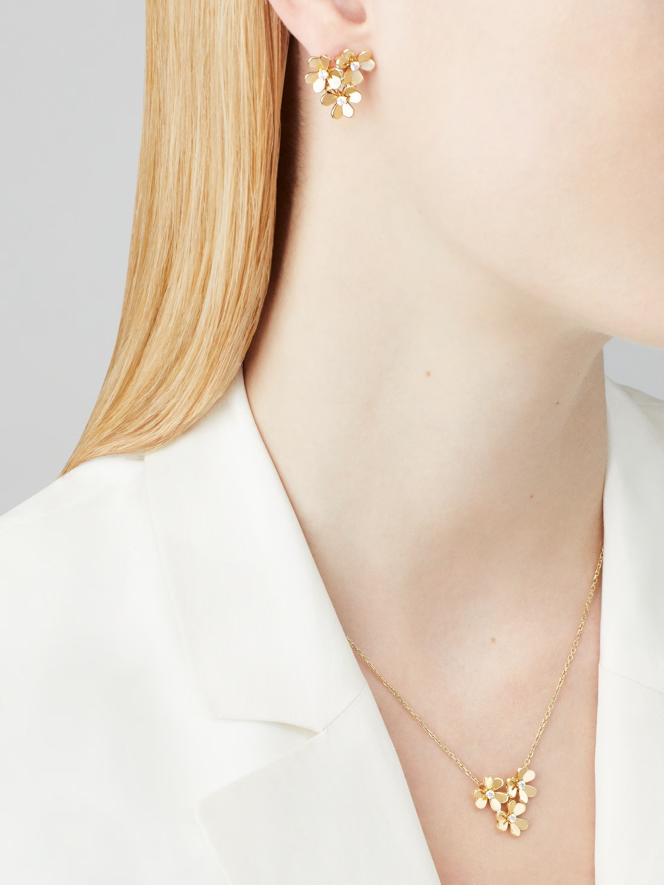 [Camiery] VA FRIVOLE 3 FLOWERS NECKLACE GOLD