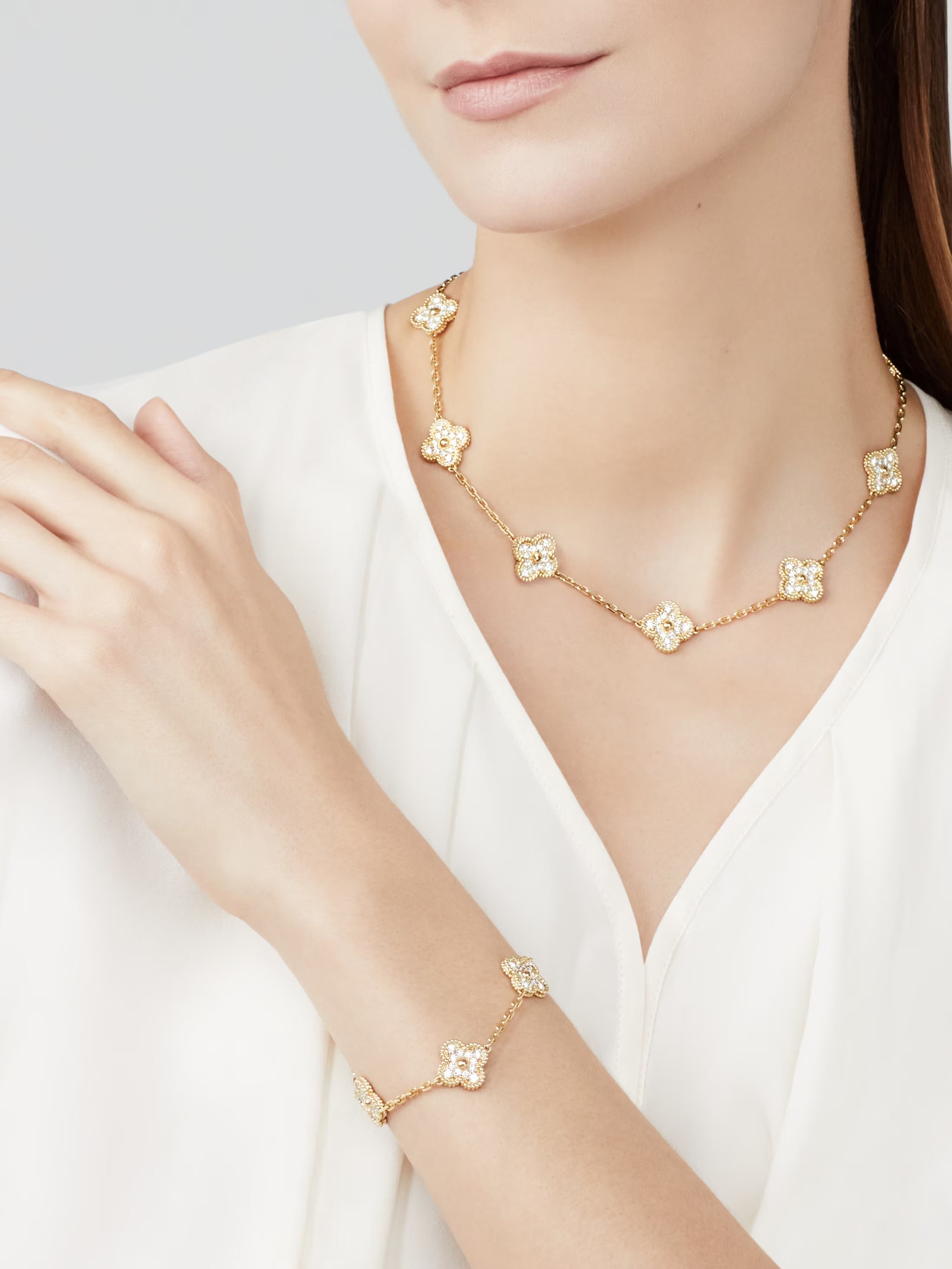 [Camiery] VA CLOVER 5 MOTIF FULL DIAMOND GOLD BRACELET
