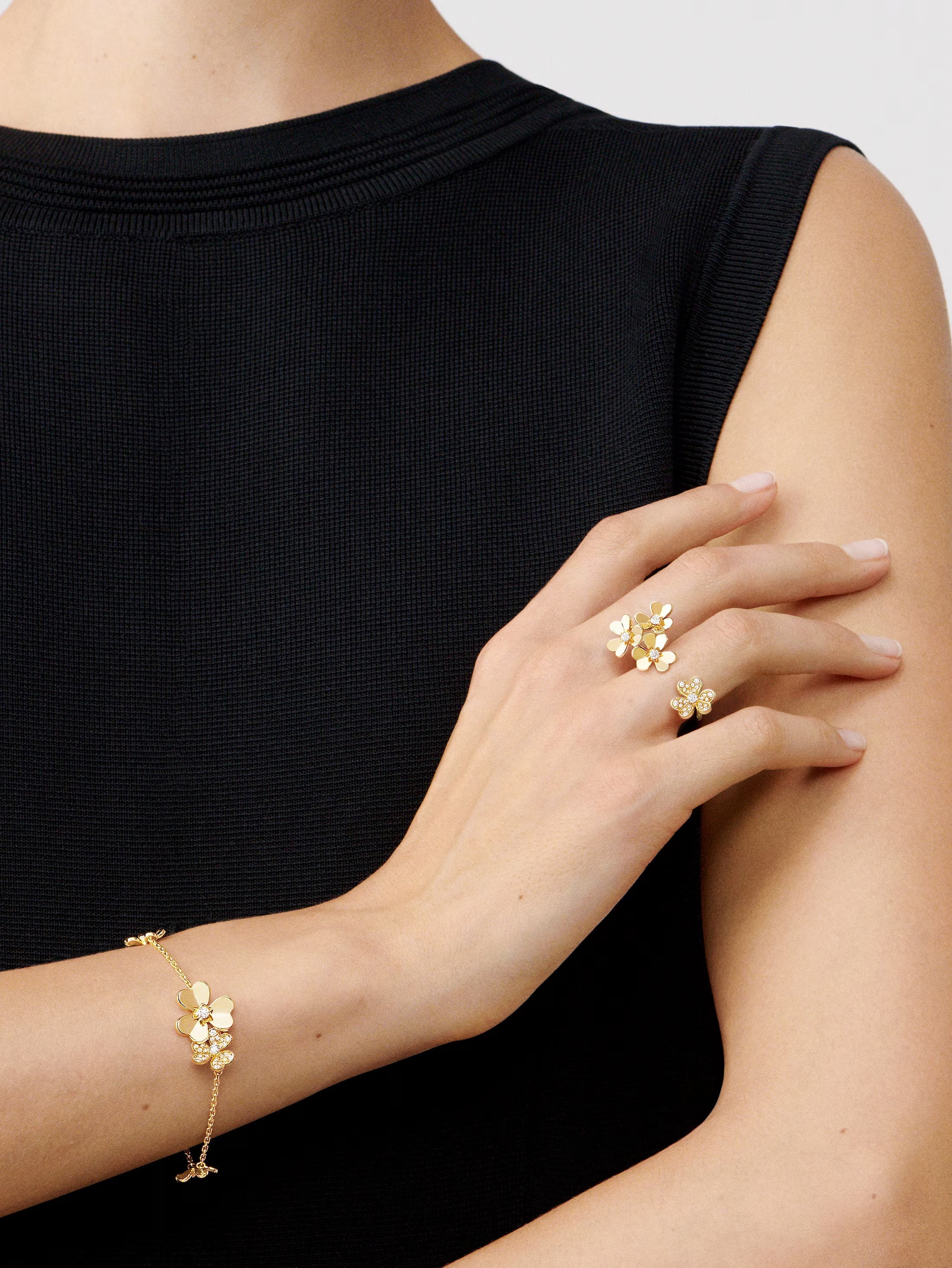 [Camiery] VA FRIVOLE GOLD 5 FLOWERS GOLD BRACELET