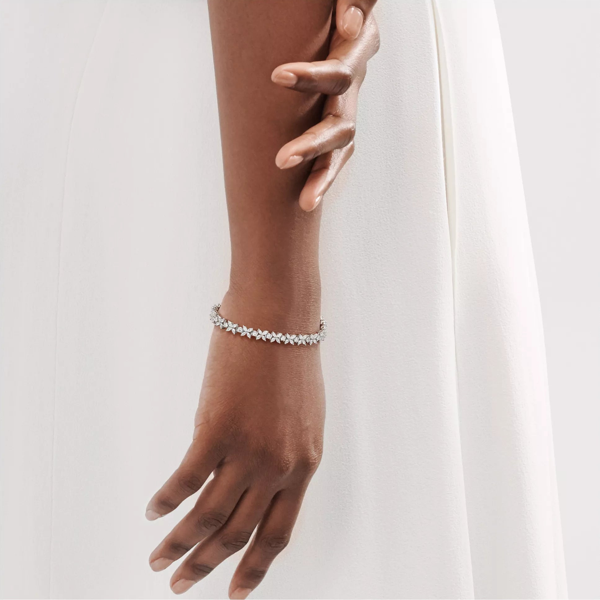 [Camiery] TF Aurora Alternating Diamond Bracelet