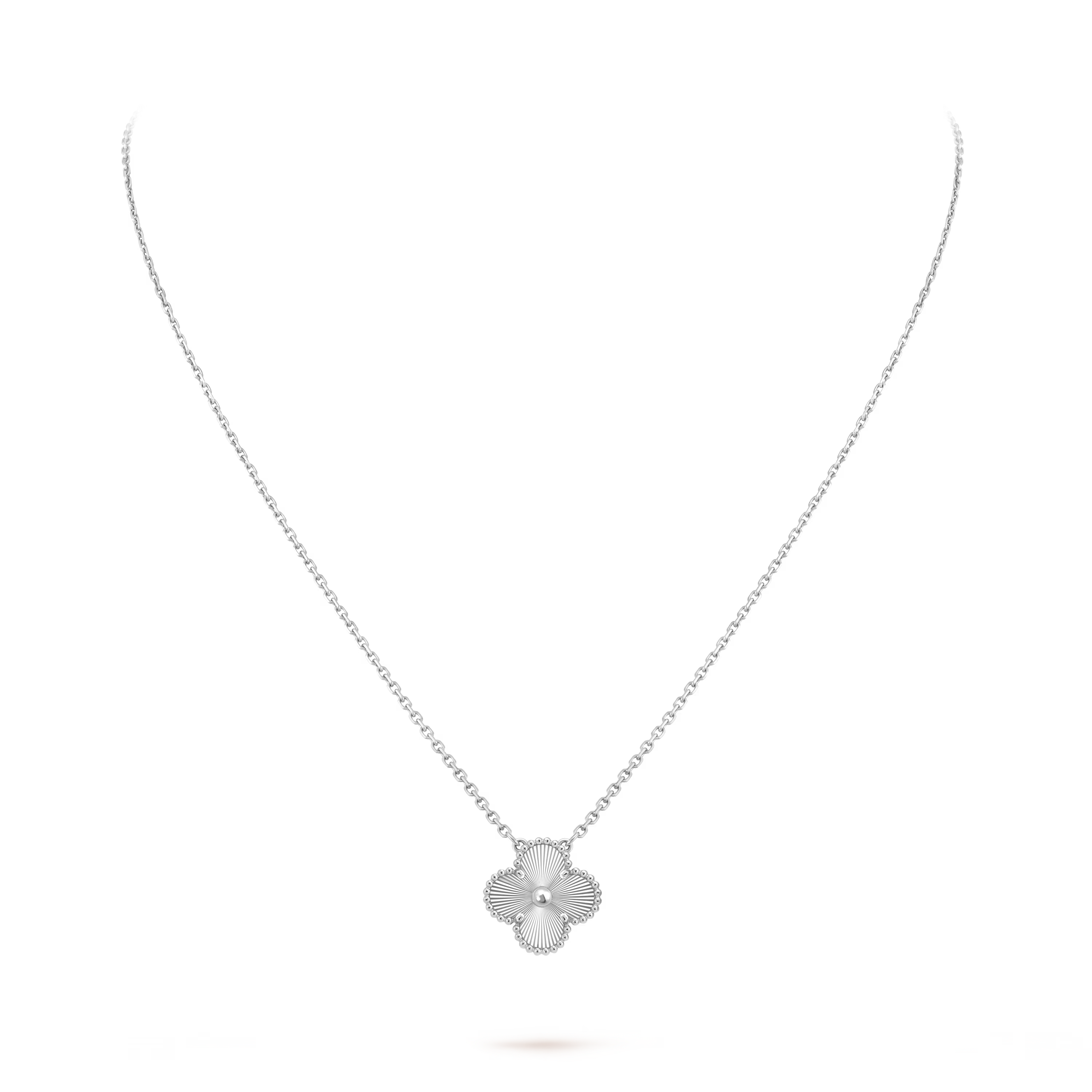 [Camiery] VA CLOVER 15MM LASER WHITE GOLD NECKLACE