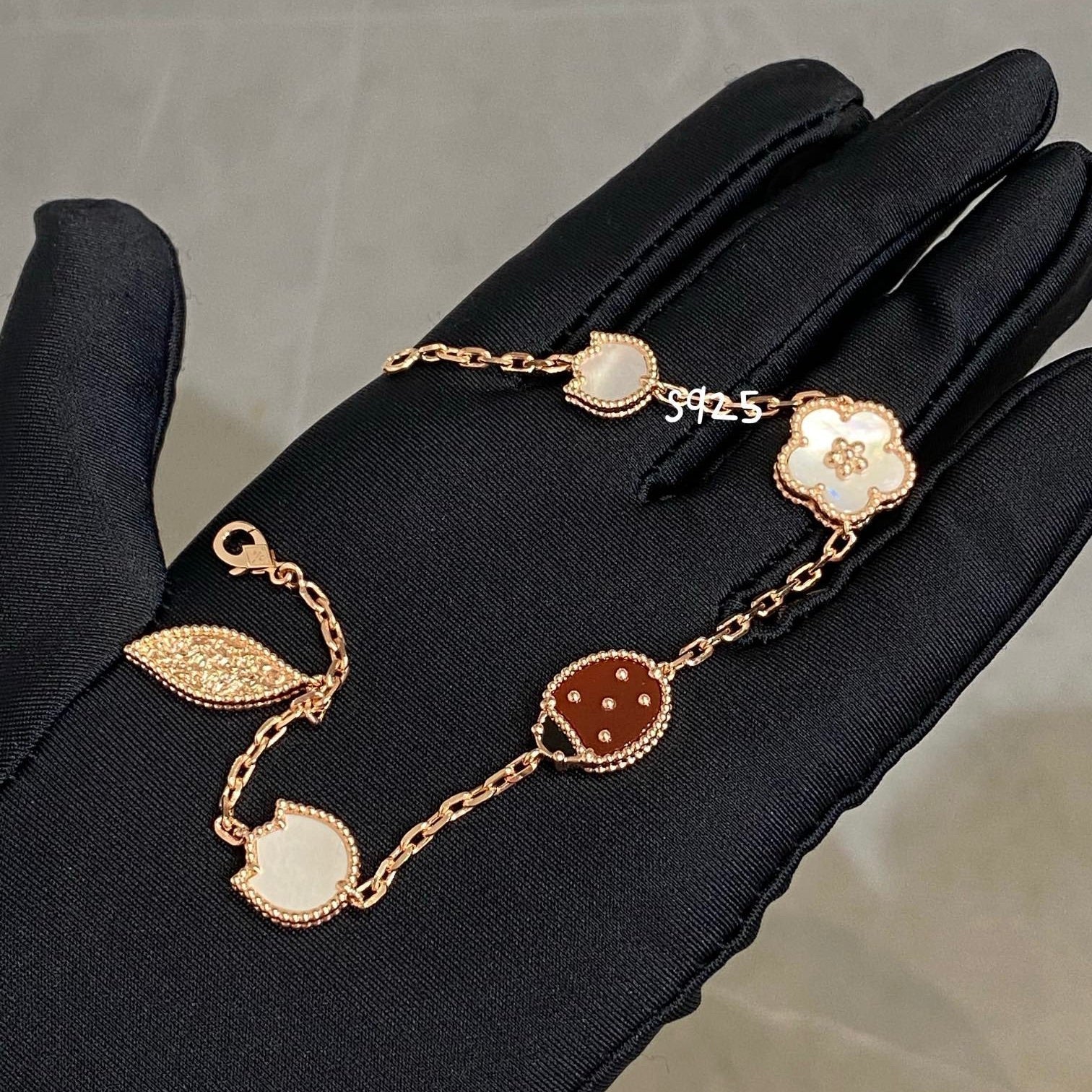 [Camiery]LUCKY SPRING 5 MOTIF BRACELET