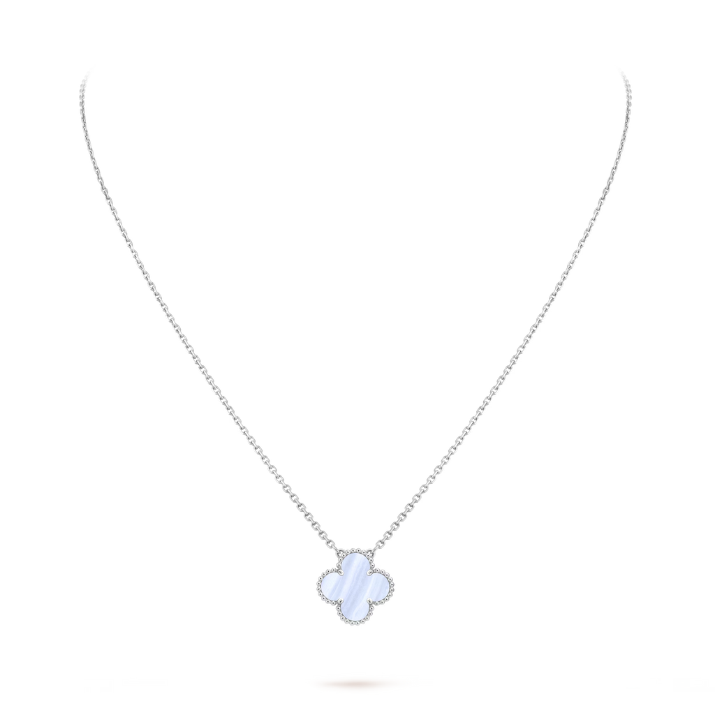 [Camiery] VA CLOVER 15MM BLUE CHALCEDONY WHITE GOLD NECKLACE