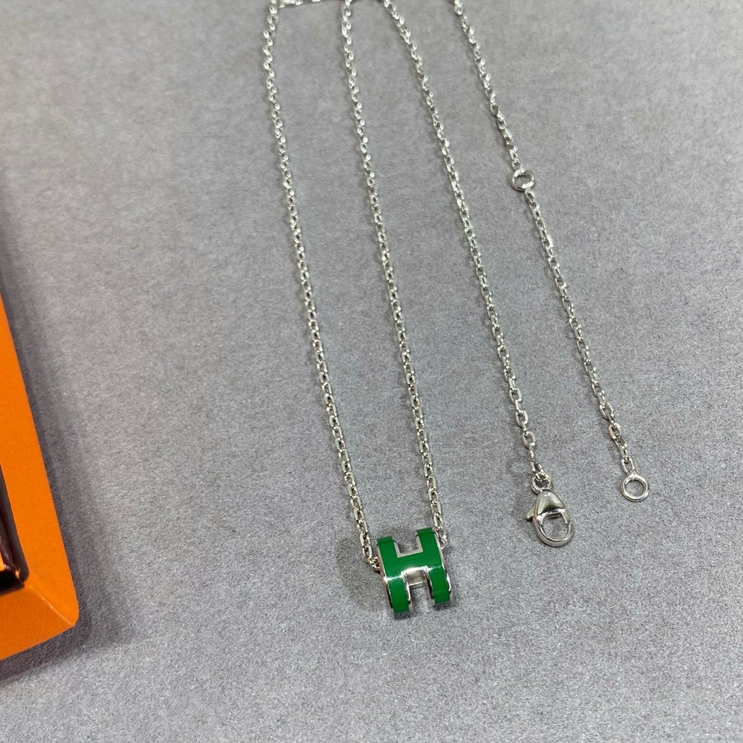 [CLOVER JEWELRY]POP H GREEN NECKLACE SILVER AND GOLD