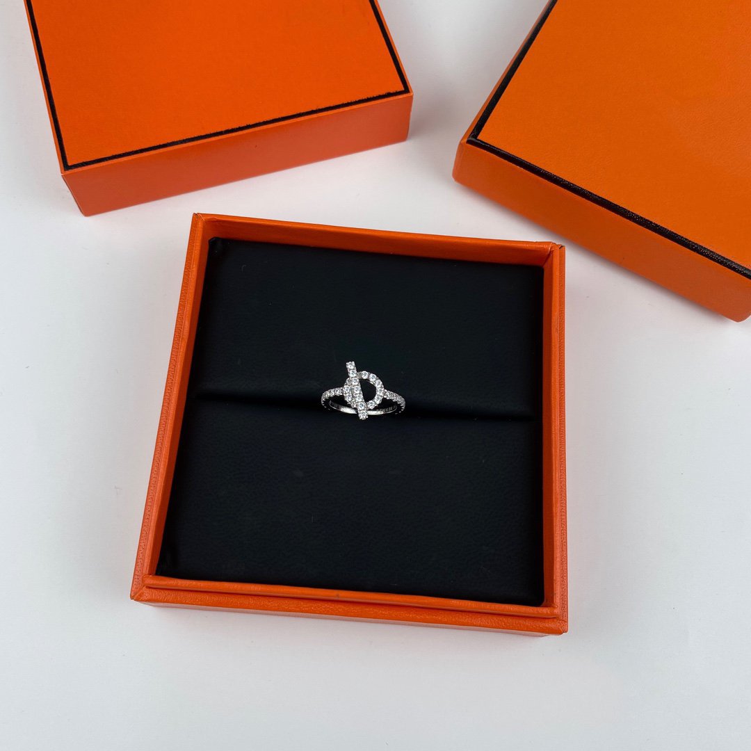 [CLOVER JEWELRY]ECHAPPEE RING SILVER DIAMOND