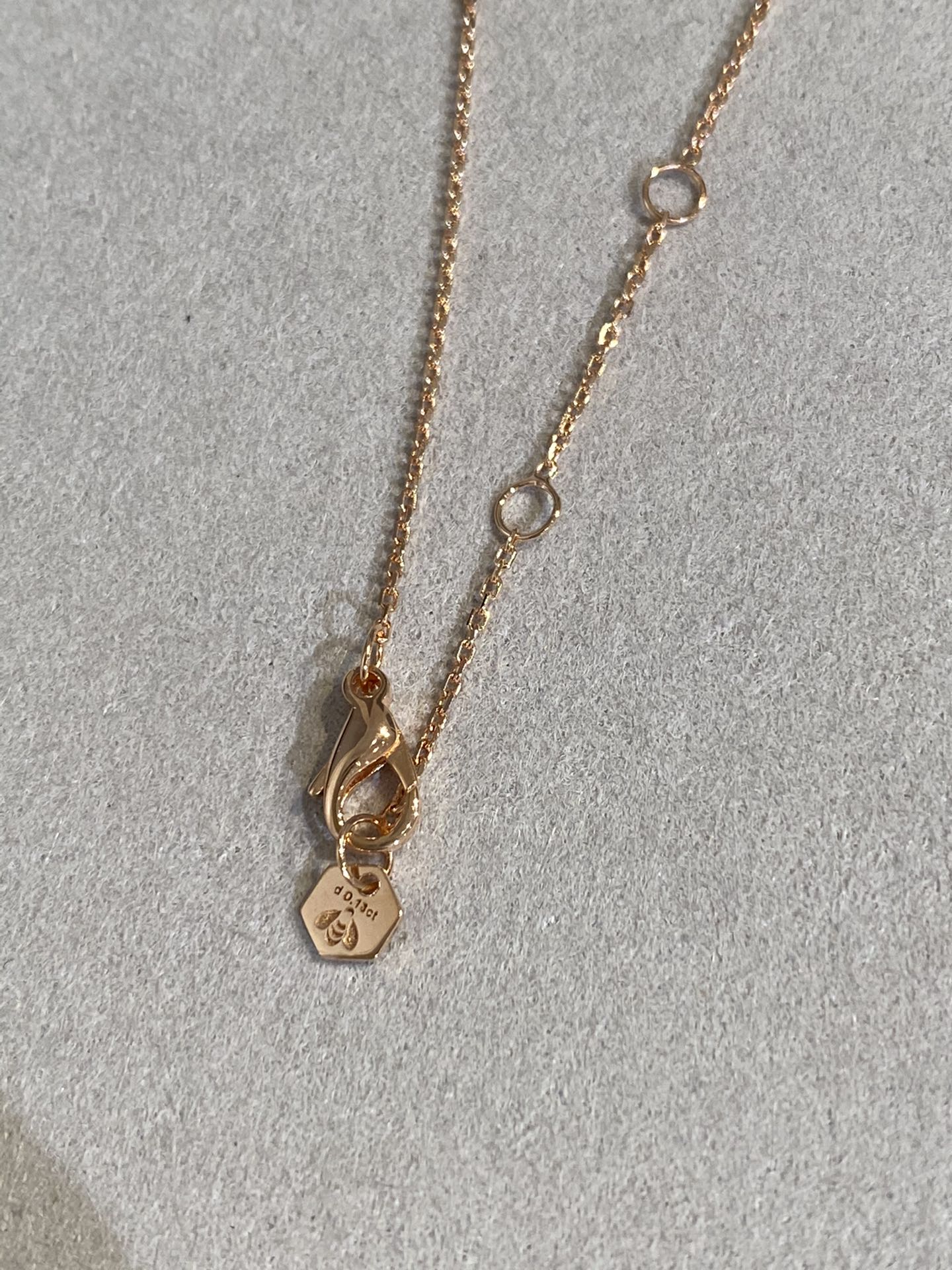 [CLOVER JEWELRY]BEE LOVE DIAMOND NECKLACE