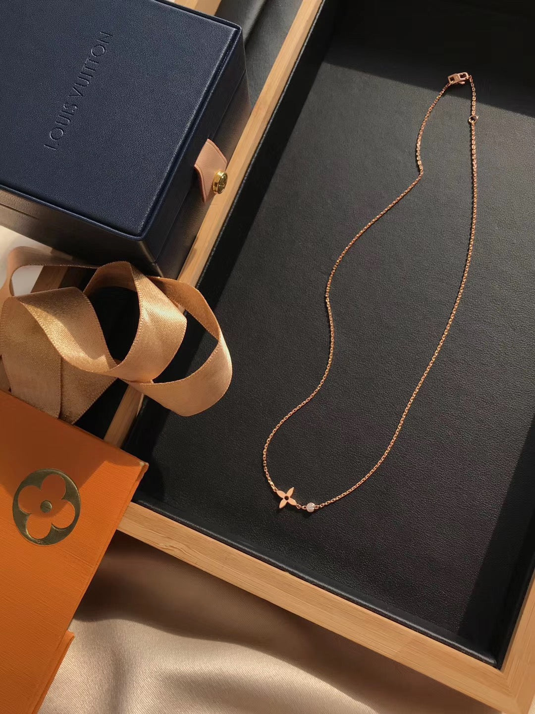 [CLOVER JEWELRY]BLOSSOM PENDANT PINK GOLD AND DIAMOND