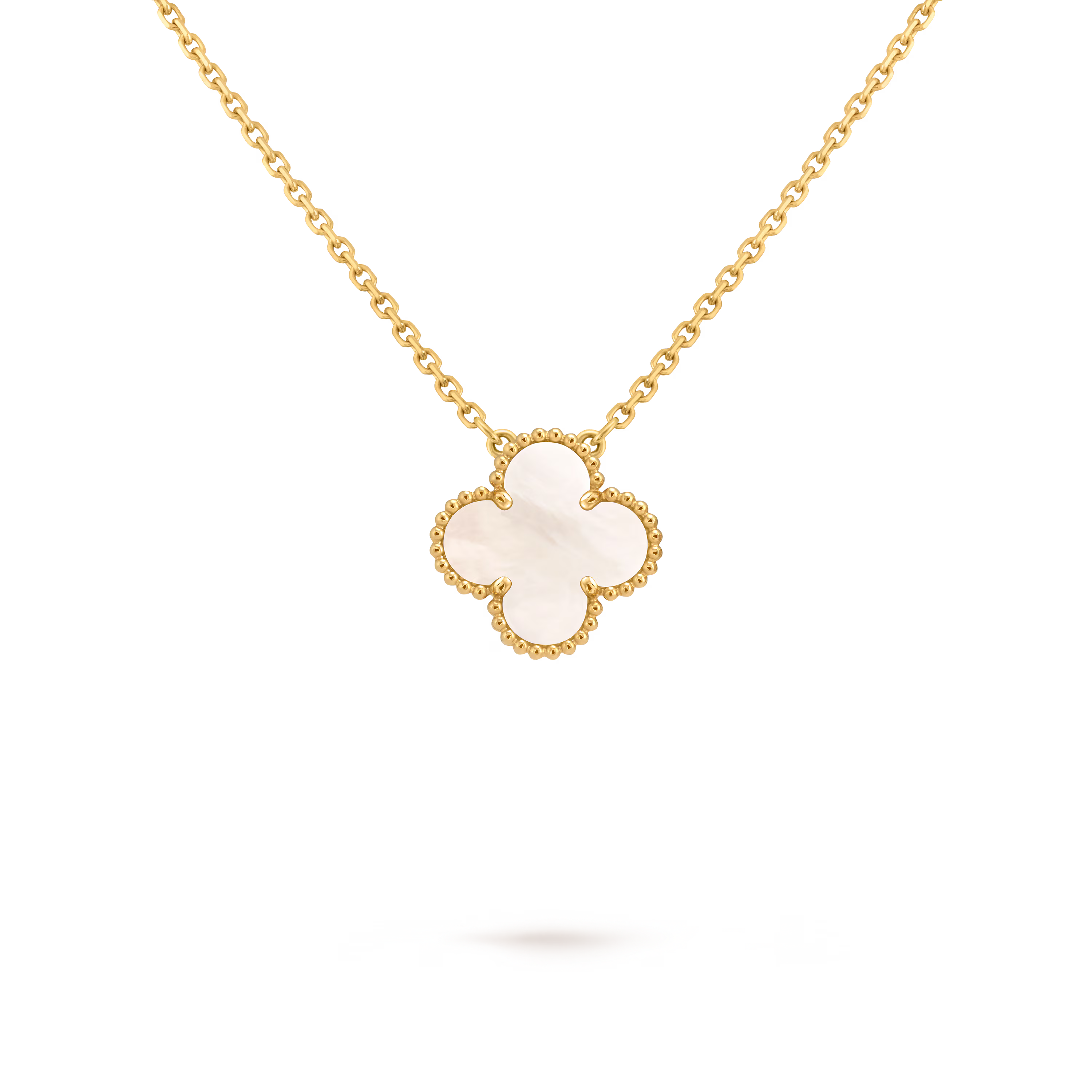 [Camiery] VA CLOVER 15MM WHITE PEARL MOP GOLD NECKLACE