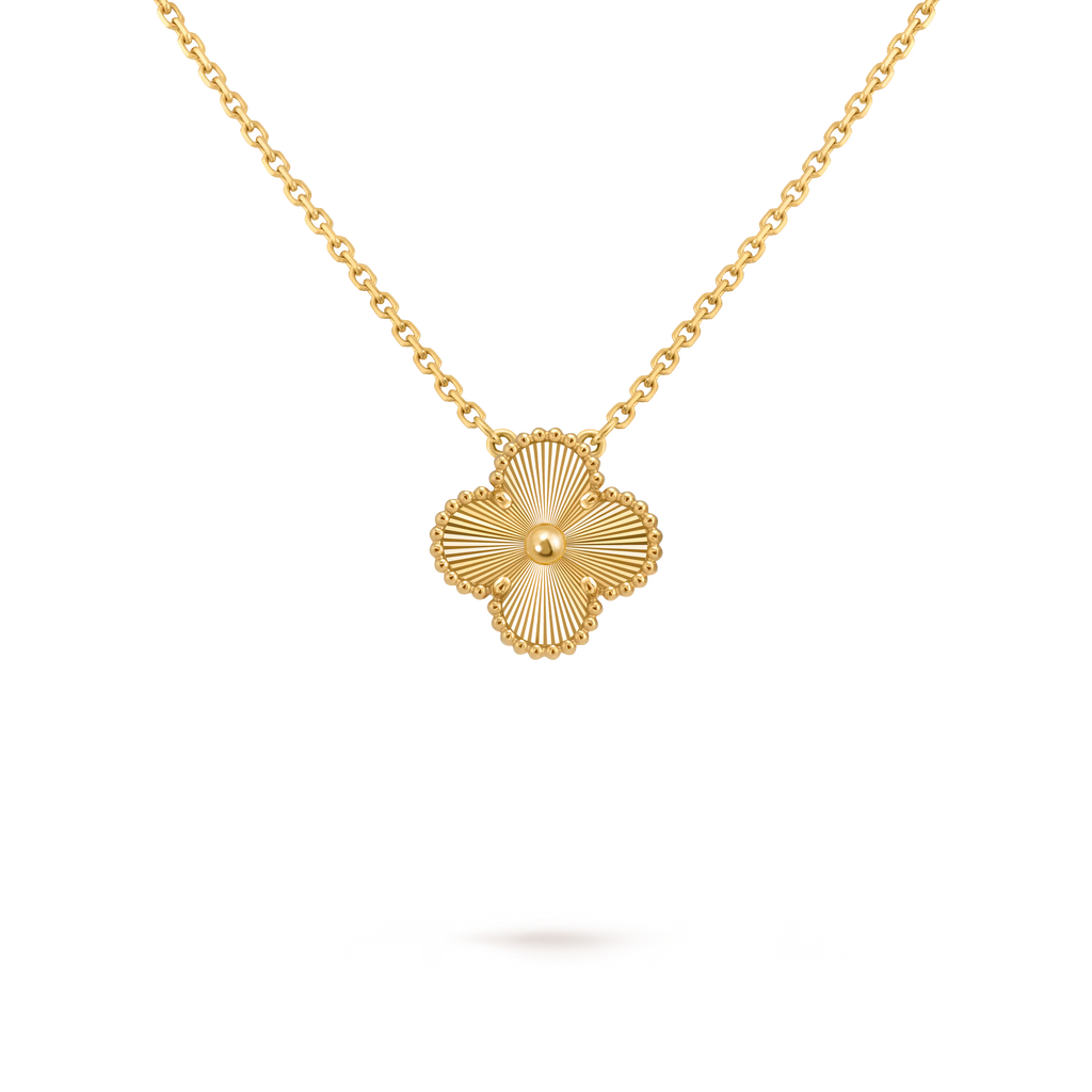 [Camiery] VA CLOVER 15MM LASER GOLD NECKLACE