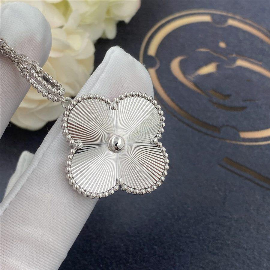 [Camiery]CLOVER 25MM SILVER BIG CLOVER NECKLACE