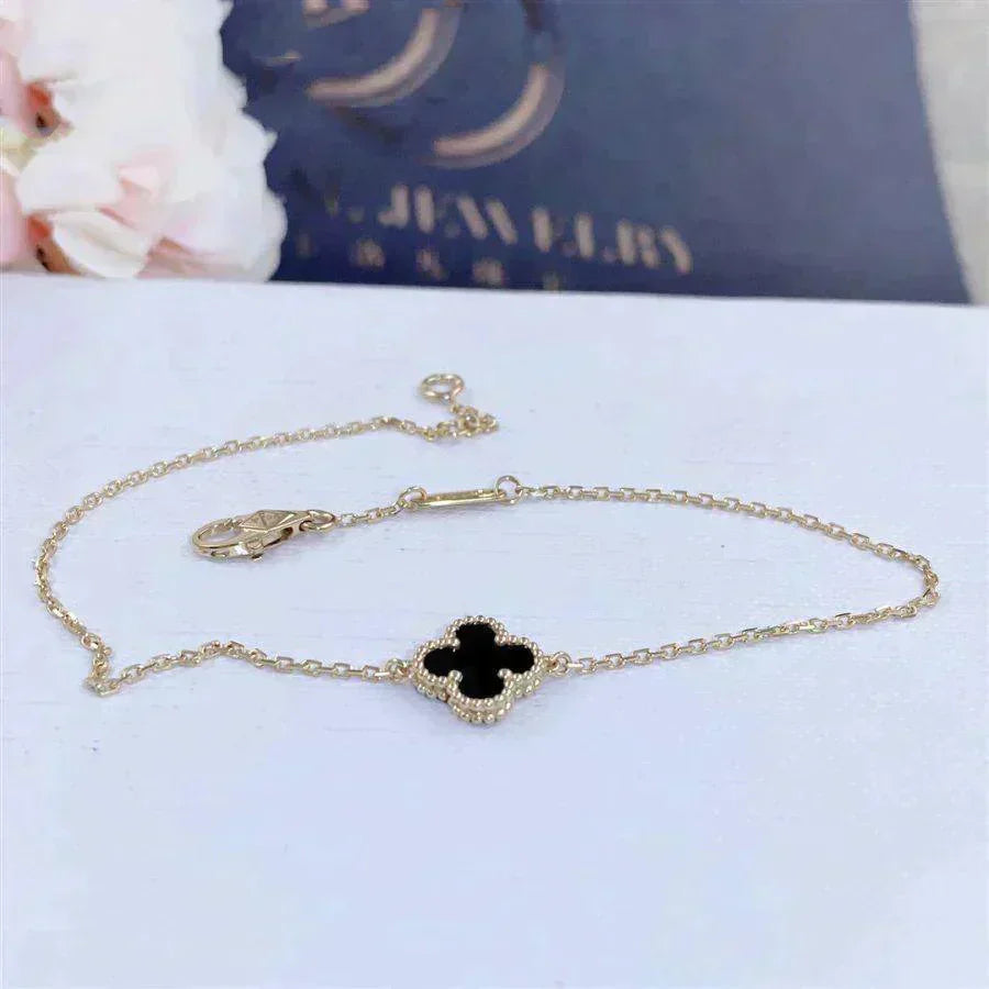 [CLOVER JEWELRY]CLOVER ONYX SINGLE FLOWER BRACELET