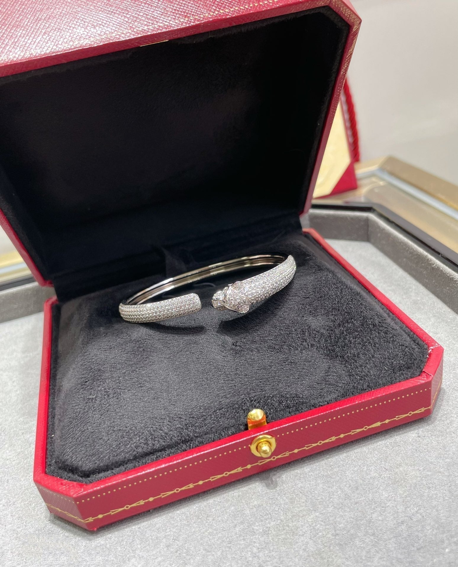 [CLOVER JEWELRY]PANTHERE FULL DIAMOND OPEN BRACELET